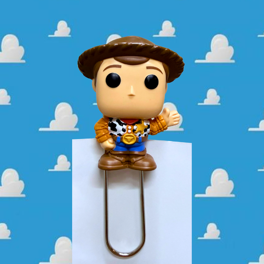 Woody Paperclip